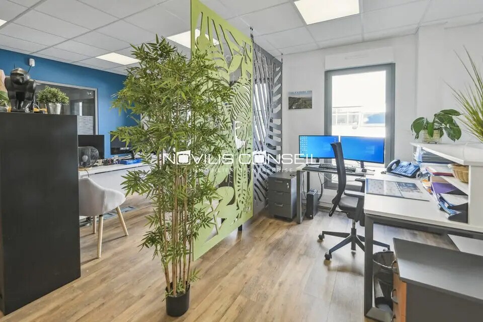 Local d'activités dans Castanet-Tolosan à vendre Photo intérieure– Image 1 sur 9