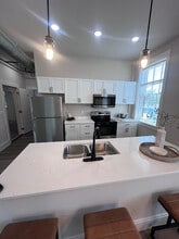4000 Colerain Ave, Cincinnati, OH à louer Photo intérieure– Image 2 sur 4