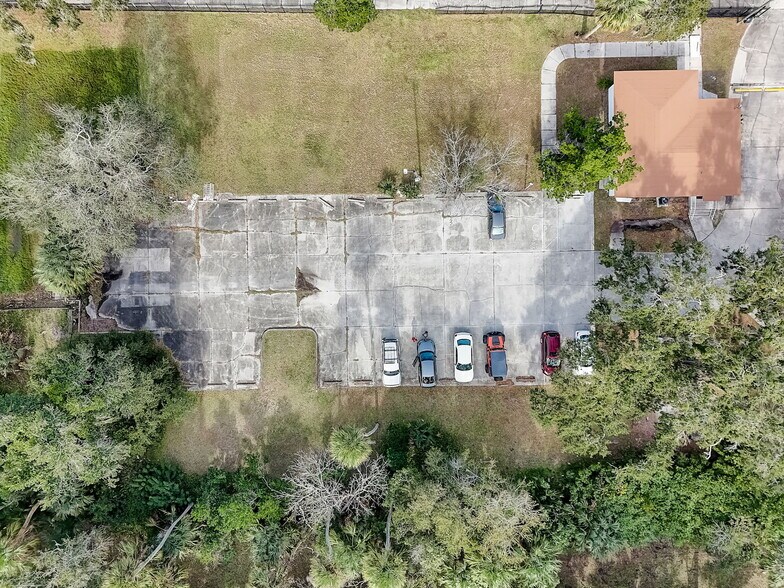 315 Live Oak Ave, Daytona Beach, FL à vendre - Photo principale – Image 1 sur 3