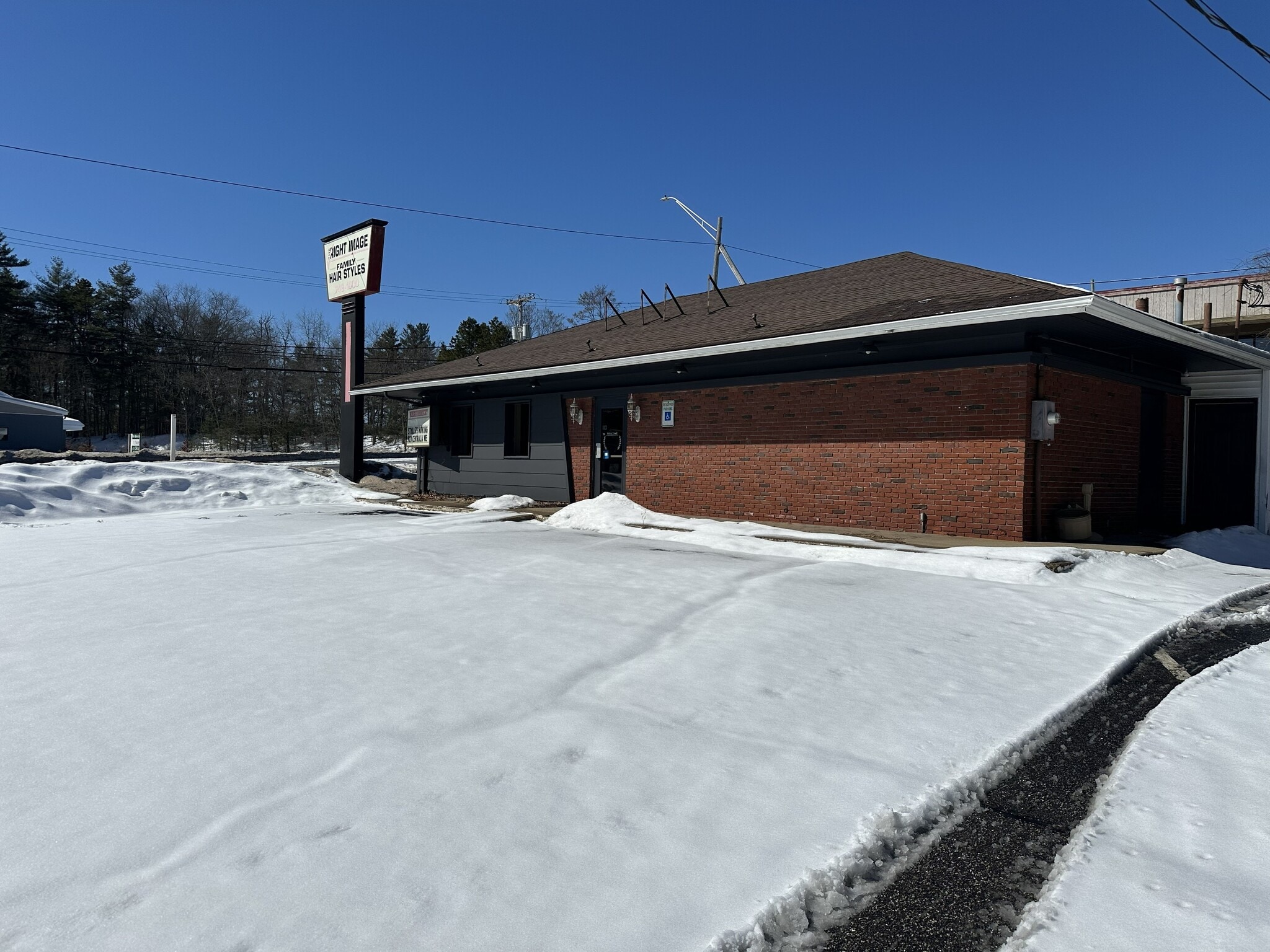 911 Central Ave, Dover, NH à vendre Photo principale– Image 1 sur 11