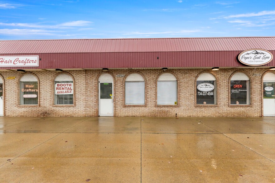 30948-30960 Ford Rd, Garden City, MI à louer - Photo de l’immeuble – Image 2 sur 22