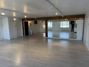 1187 Odlum Dr, Vancouver, BC à louer Photo intérieure– Image 2 sur 9