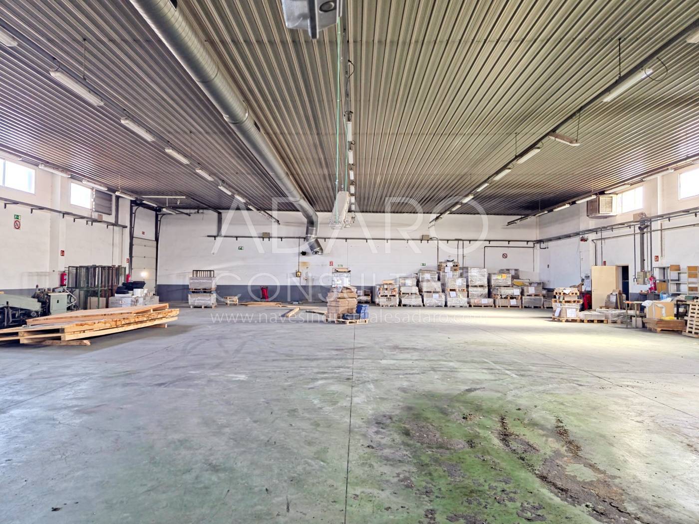 Industriel/Logistique dans Fuenlabrada, Madrid à louer Photo principale– Image 1 sur 5