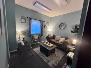 2111 Dickson Dr, Austin, TX à louer Photo intérieure– Image 2 sur 3