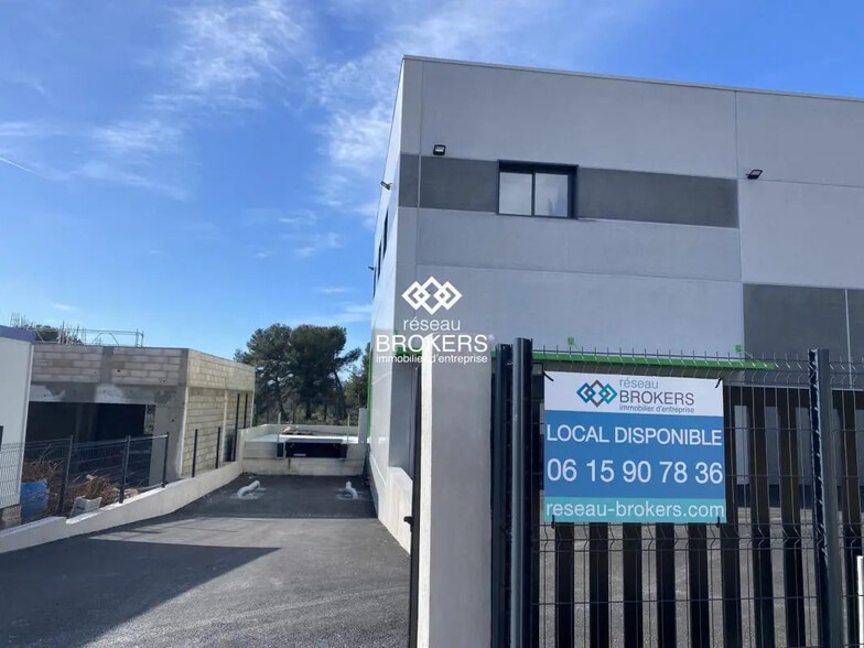 Industriel/Logistique dans Le Muy à louer - Photo de l’immeuble – Image 3 sur 18