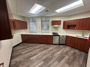 101 W Ironwood Dr, Coeur d'Alene, ID à louer Photo intérieure– Image 2 sur 12