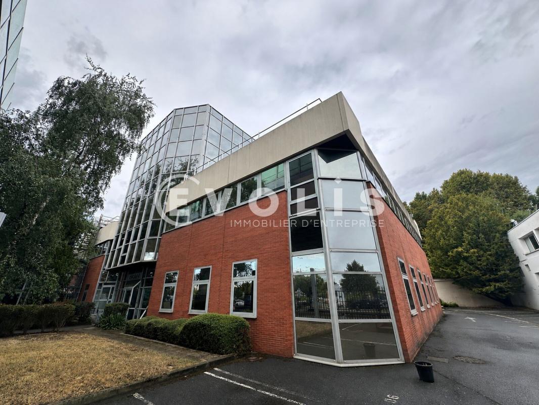 22-23 Quai Du President Carnot, Saint-Cloud à vendre Photo de l’immeuble– Image 1 sur 27