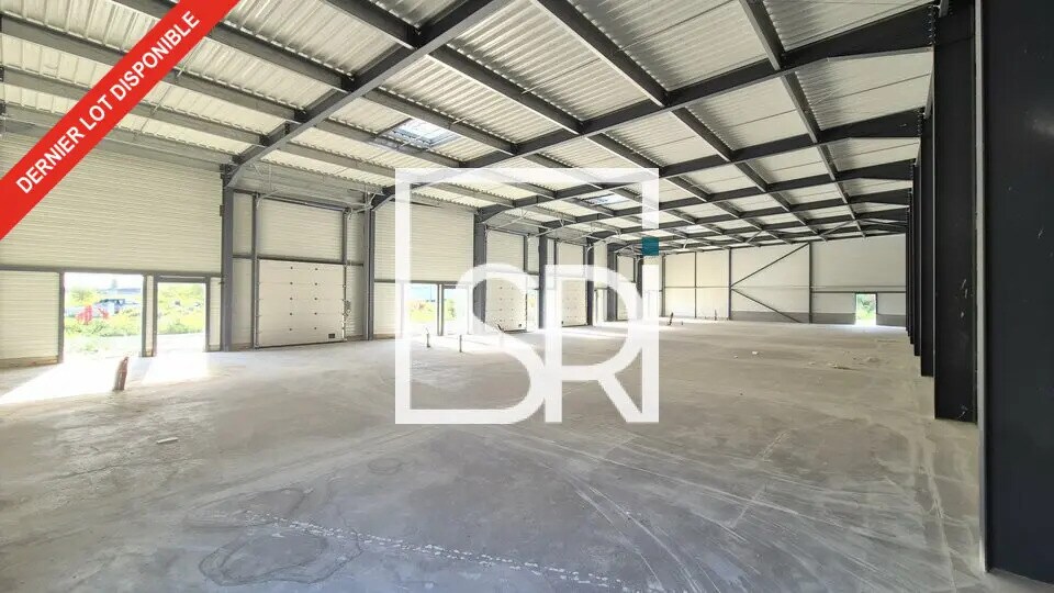 Industriel/Logistique dans Clermont-Ferrand à louer - Photo de l’immeuble – Image 2 sur 12
