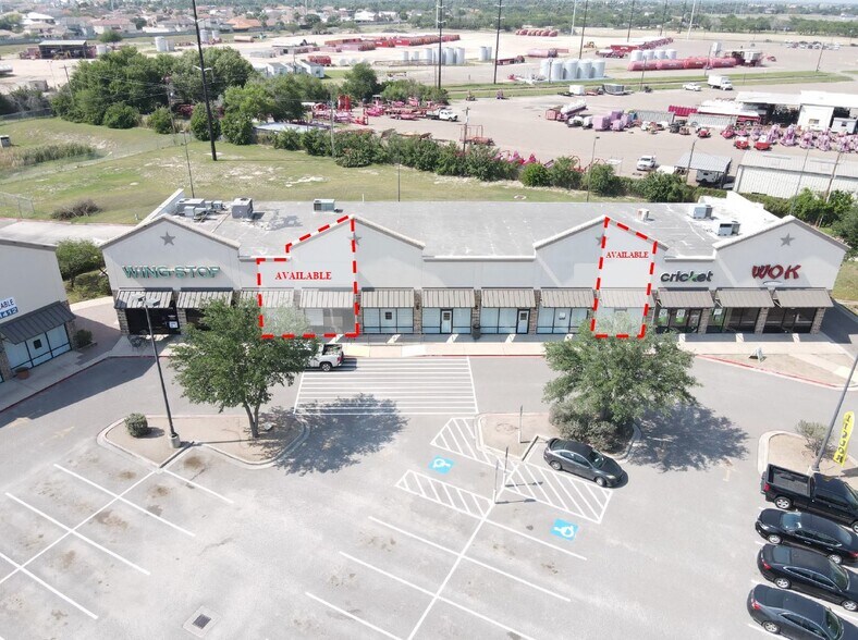 Trenton Rd & McColl Rd, Edinburg, TX à louer - Photo de l’immeuble – Image 3 sur 5