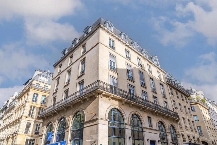 12 Rue De La Bourse, Paris à louer - Photo de l’immeuble – Image 2 sur 10