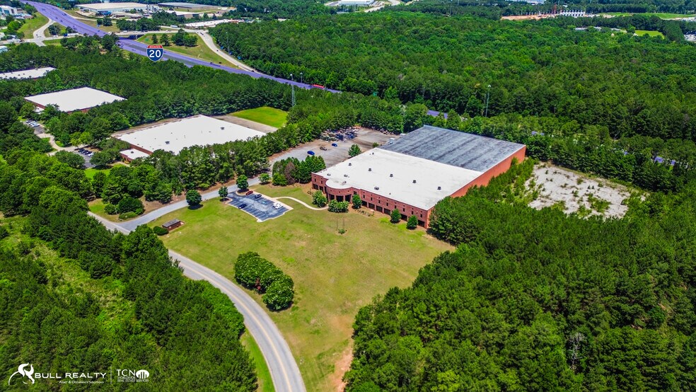 14290 Lochridge Blvd, Covington, GA à louer - Photo de l’immeuble – Image 3 sur 25