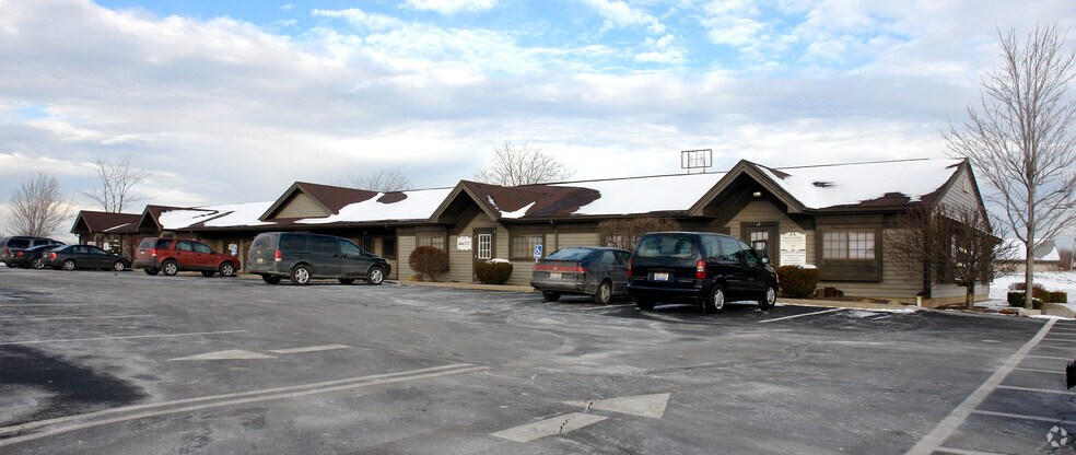 80 Westchester Dr, Youngstown, OH à vendre - Photo principale – Image 1 sur 2