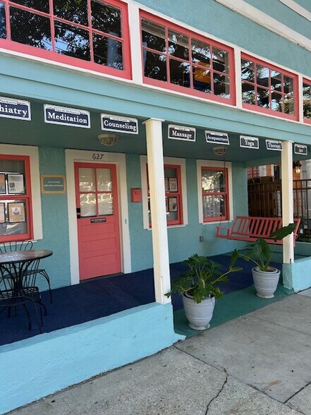 627 Opelousas Ave, New Orleans, LA à louer - Photo de l’immeuble – Image 1 sur 3