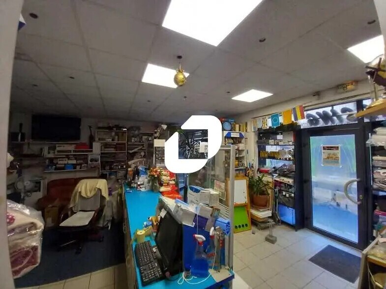 Bureau dans Montrouge à louer - Photo de l’immeuble – Image 3 sur 6