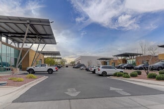 6807 Ponderosa Way, Las Vegas, NV à louer Photo intérieure– Image 1 sur 11