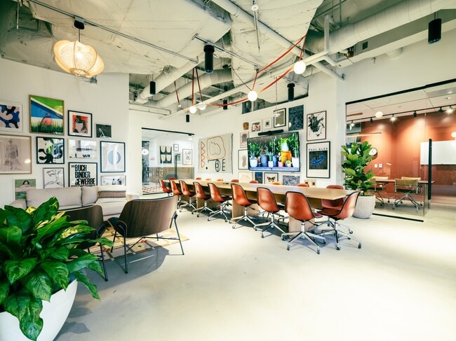 Plus de détails pour 9840-9850 N Central Expy, Dallas, TX - Coworking à louer