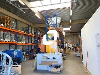 Plus de détails pour Bureau, Industriel/Logistique à louer