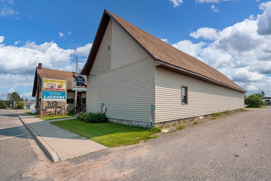 W10595 County Road K, Elcho, WI à vendre - Photo de l’immeuble – Image 3 sur 30