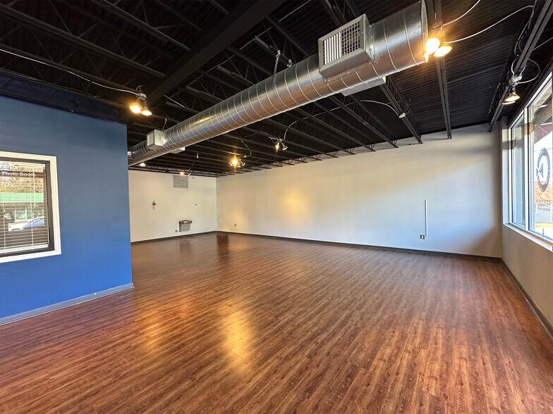 600 Laurens Rd, Greenville, SC à louer - Photo intérieure – Image 3 sur 12