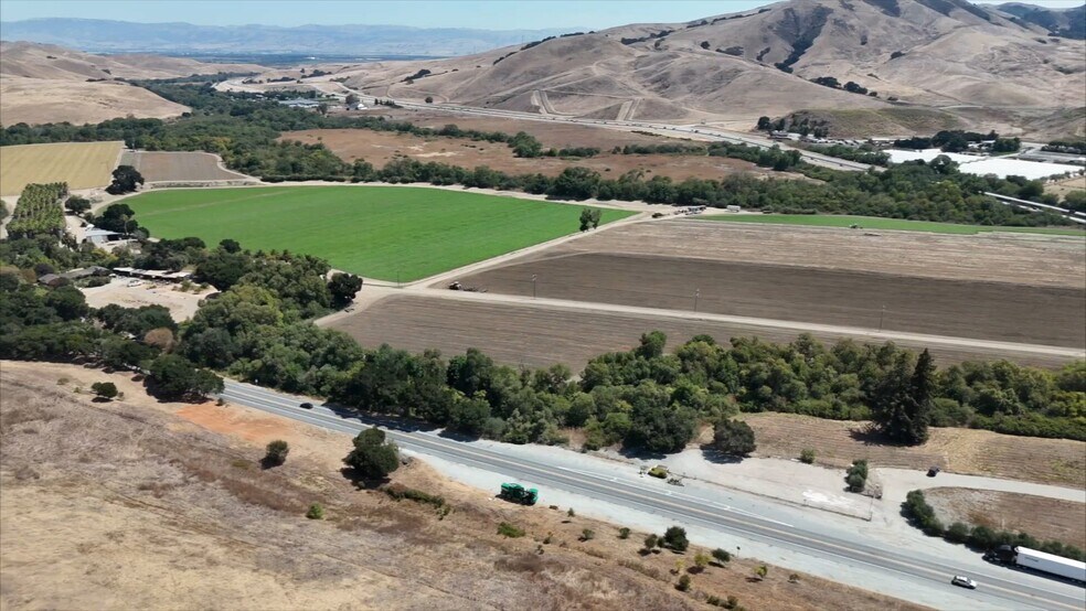 10 Chittenden Rd, San Juan Bautista, CA à vendre - Vidéo sur l’annonce professionnelle – Image 2 sur 31