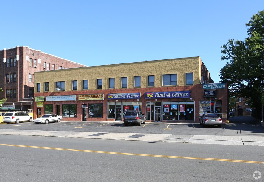 240-248 Farmington Ave, Hartford, CT à louer - Photo de l’immeuble – Image 2 sur 3