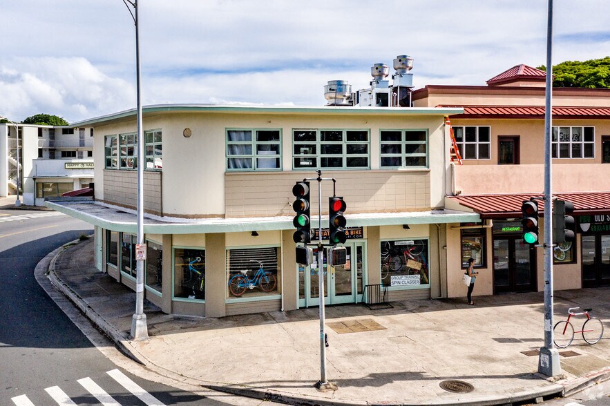 567 Kapahulu Ave, Honolulu, HI à louer - Photo de l’immeuble – Image 3 sur 10