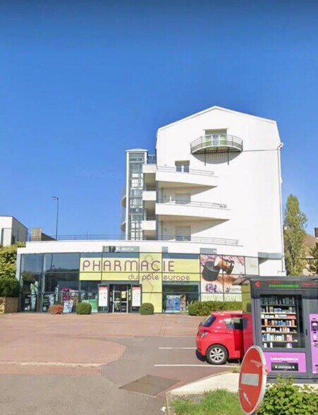 Local commercial dans Mont-Saint-Martin à vendre - Photo de l’immeuble – Image 3 sur 3