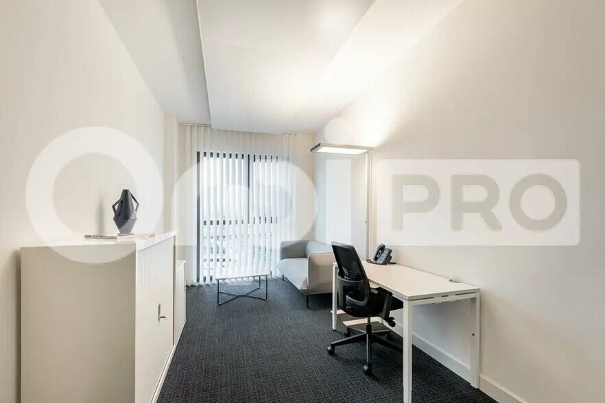 Bureau dans Paris à louer - Photo de l’immeuble – Image 2 sur 10