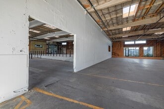 3333 Casitas Ave, Los Angeles, CA à louer Photo intérieure– Image 1 sur 7