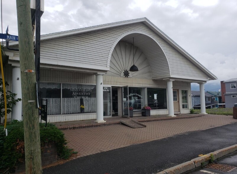 250 Main St, Madawaska, ME à vendre - Photo principale – Image 1 sur 6