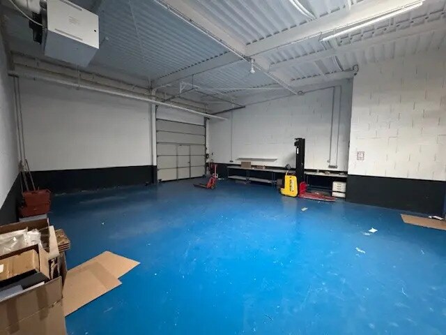 Industriel/Logistique dans Andrézieux-Bouthéon à louer - Photo intérieure – Image 2 sur 7