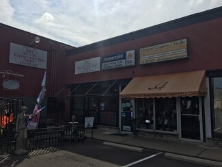 Plus de détails pour 812 N Easton Rd, Doylestown, PA - Bureau/Local commercial à louer