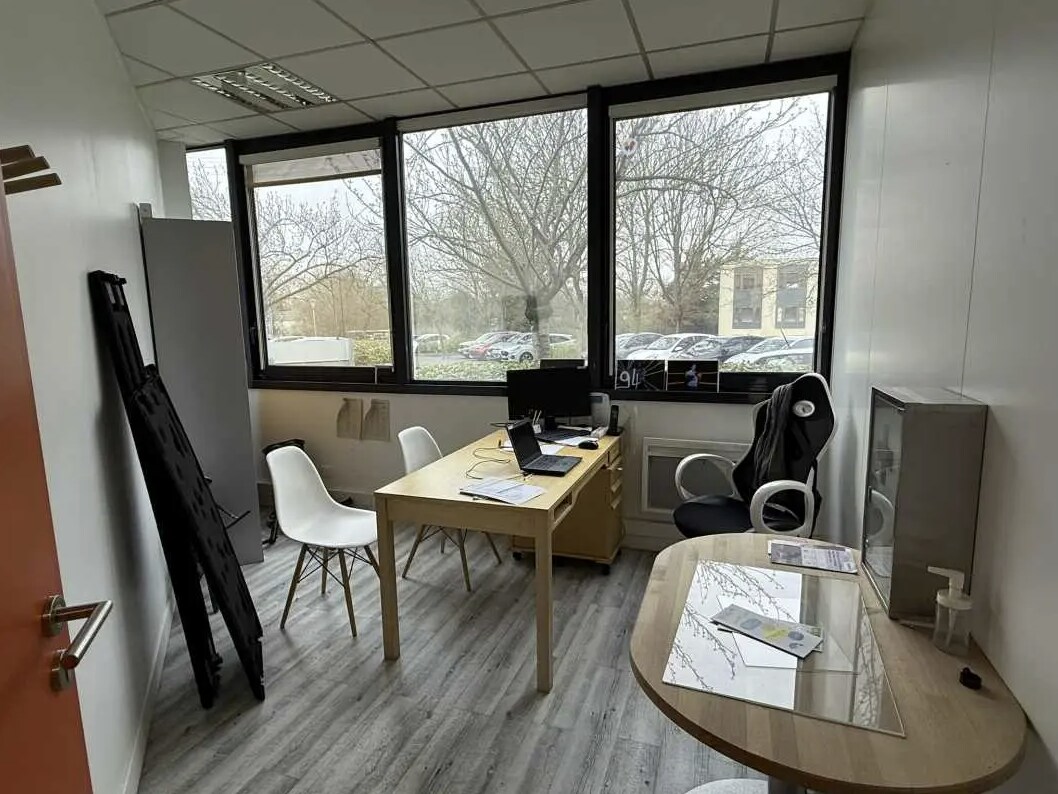 Bureau dans Créteil à louer Photo intérieure– Image 1 sur 6