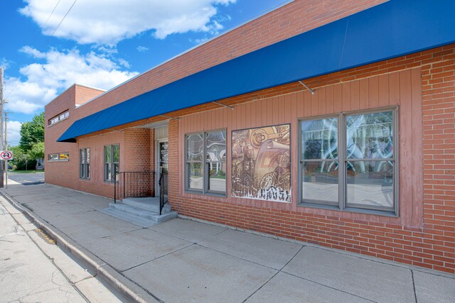 131 Fremont St, West Chicago, IL à vendre - Photo de l’immeuble – Image 2 sur 15