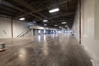 185 6th Ave, Paterson, NJ à louer Photo intérieure– Image 2 sur 2