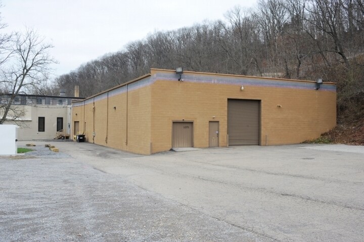 1371 Saw Mill Run Blvd, Pittsburgh, PA à vendre - Photo de l’immeuble – Image 2 sur 43