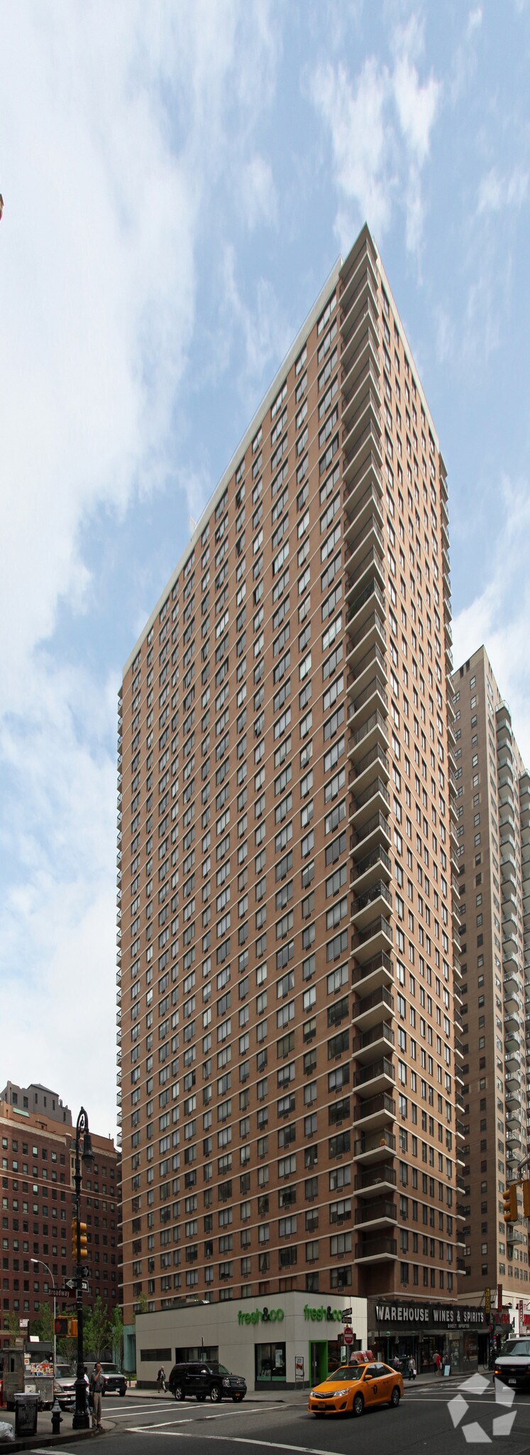 729-741 Broadway, New York, NY à louer Photo de l’immeuble– Image 1 sur 11