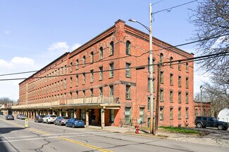Plus de détails pour 7 Crane St, Clifton Springs, NY - Bureau/Local commercial à louer