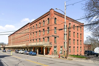 Plus de détails pour 7 Crane St, Clifton Springs, NY - Bureau/Local commercial à louer