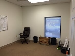 4011-4015 Dearborn Pl, Concord, NC à louer Photo intérieure– Image 2 sur 7