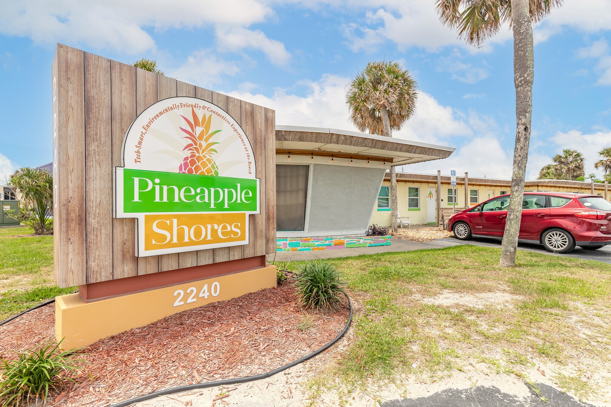 2240 S Atlantic Ave, Daytona Beach, FL à vendre Photo de l’immeuble– Image 1 sur 21