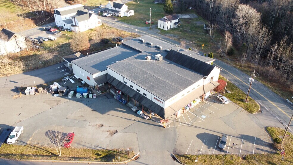 1586 Route 507, Greentown, PA à vendre - Photo de l’immeuble – Image 2 sur 29