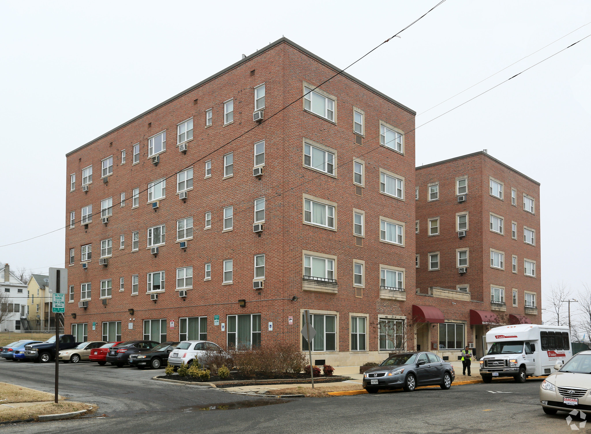 2900 Newton St NE, Washington, DC à louer Photo principale– Image 1 sur 6