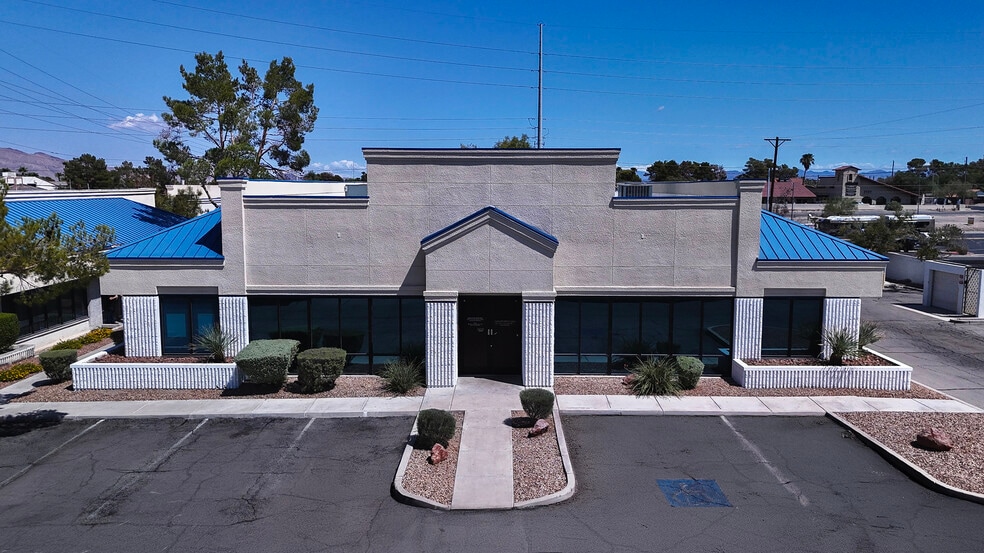 4441 S Eastern Ave, Las Vegas, NV à vendre - Photo de l’immeuble – Image 2 sur 5