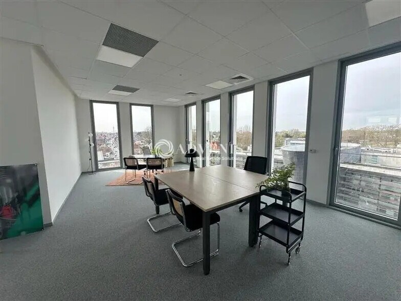 Bureau dans VILLENEUVE-D'ASCQ à louer - Photo de l’immeuble – Image 3 sur 6