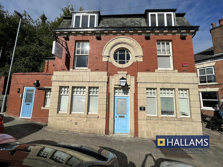 70 Waters Green, Macclesfield à vendre - Photo principale – Image 1 sur 47