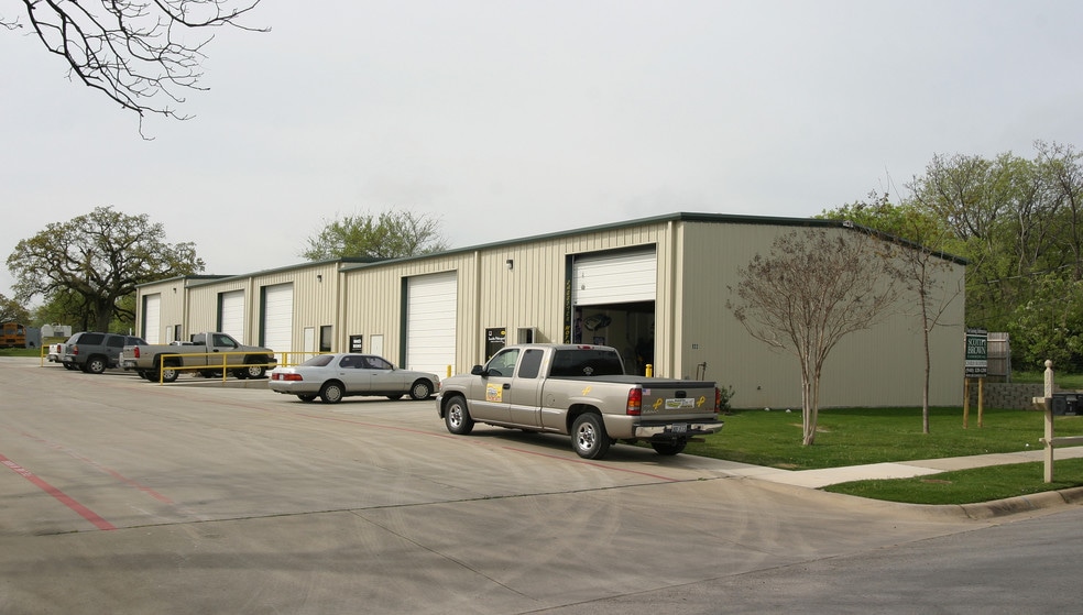 122 Daugherty St, Denton, TX à louer - Photo principale – Image 1 sur 1