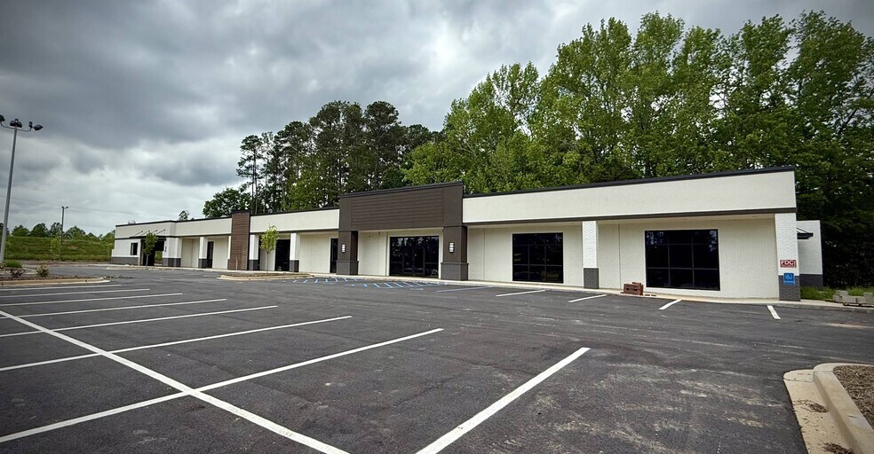 2600 E Main St, Spartanburg, SC à louer - Photo de l’immeuble – Image 1 sur 6