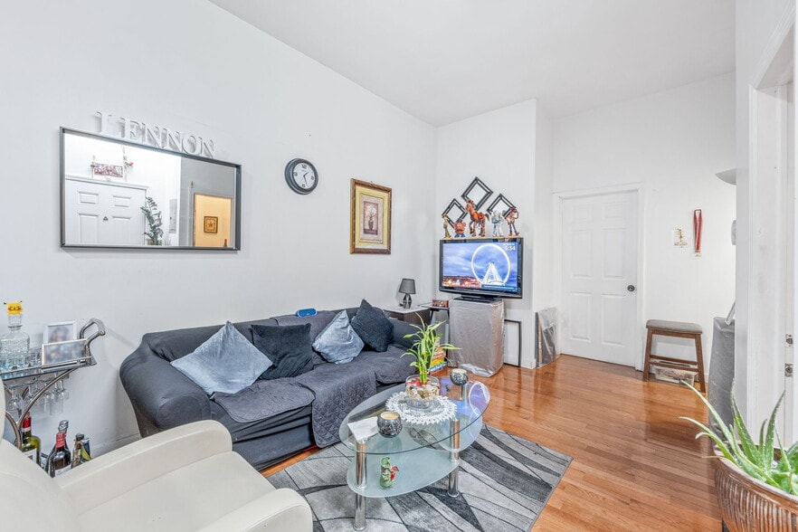 229 Central Ave, Brooklyn, NY à vendre - Photo de l’immeuble – Image 2 sur 14