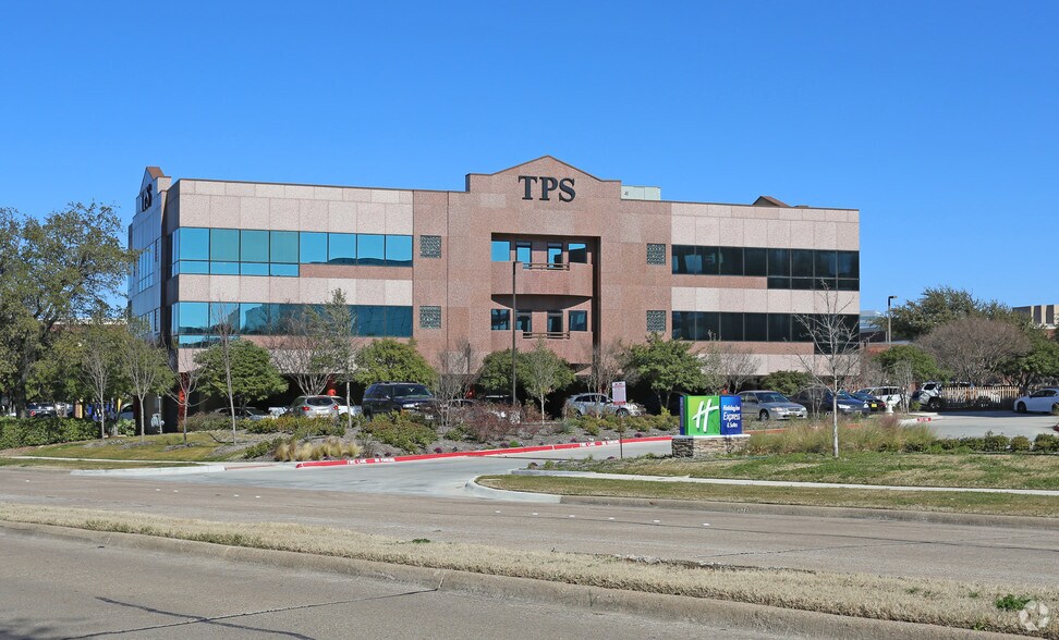 14990 Landmark Blvd, Addison, TX à louer - Photo principale – Image 1 sur 4